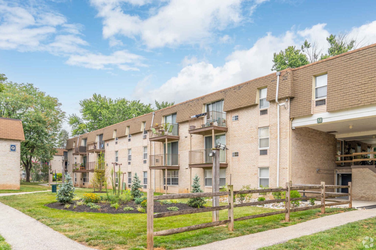 Sofi at 50 Forest: Stamford, CT Apartments for Rent, image size:1536x1024