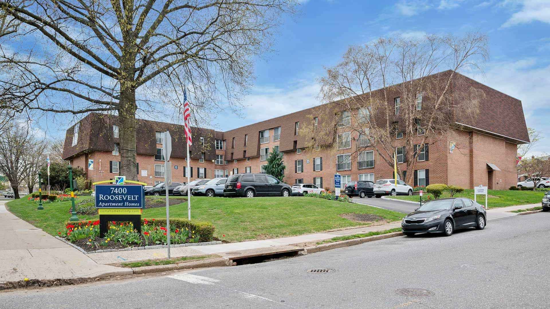 7400 Roosevelt